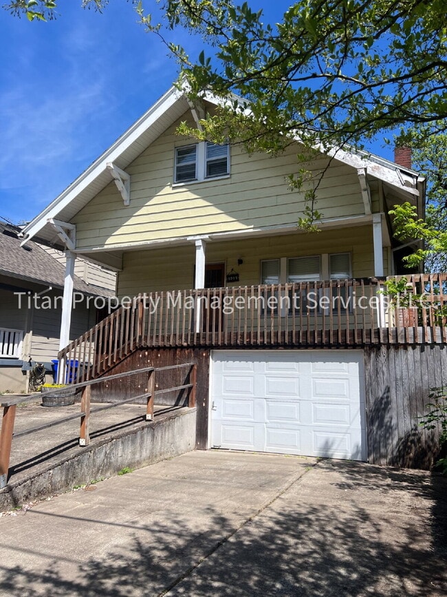property at 1914 SE 45th Ave