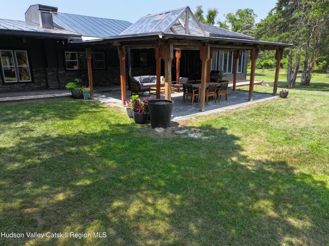 property at 16 Spring Rd