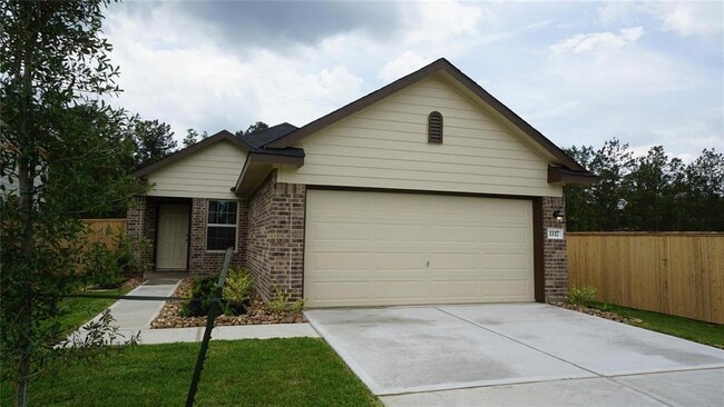 property at 1117 Cedar Trace Pl