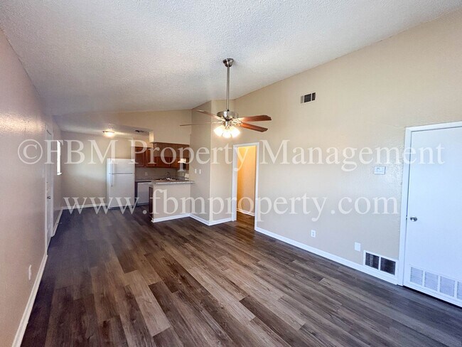 608 Walter Stephenson Rd in Midlothian, TX - Building Photo - Building Photo