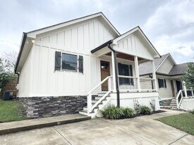 110 Strippling St in Ball Ground, GA - Building Photo