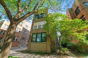 120 Keeney St in Evanston, IL - Building Photo