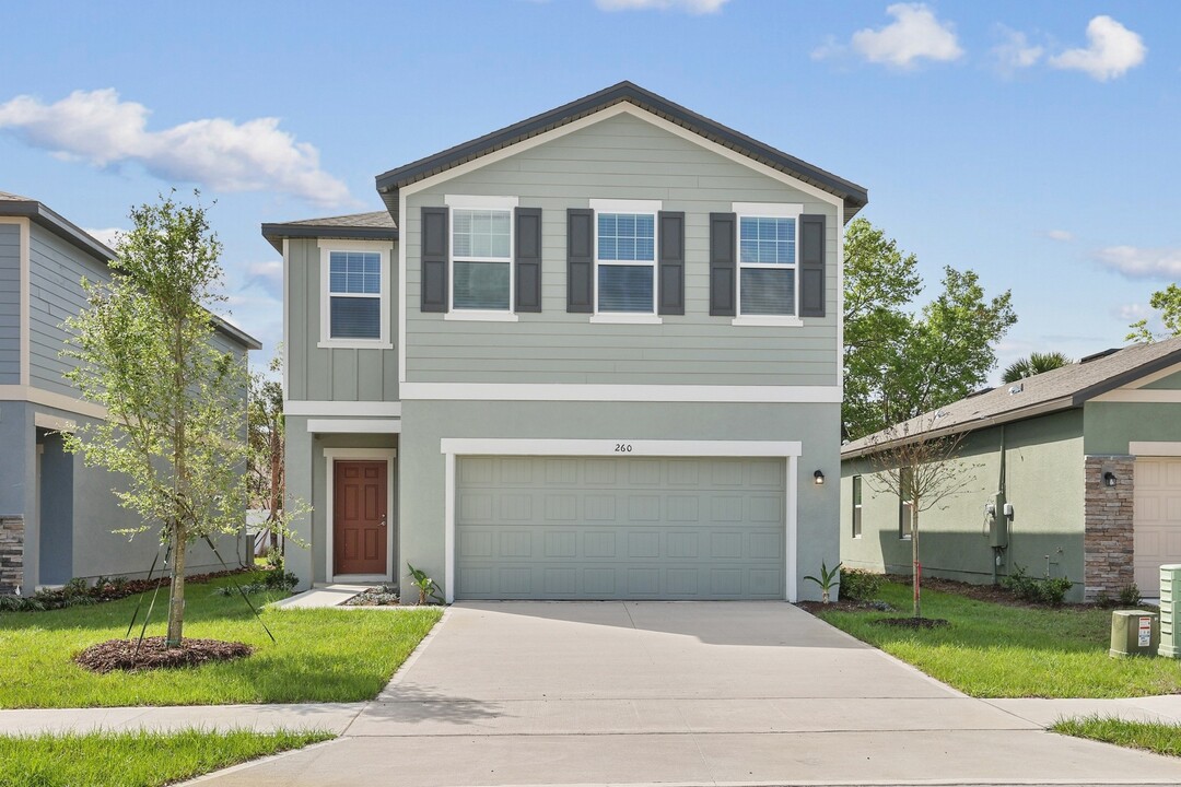 Beacon at Woodland Village in DeLand, FL - Foto de edificio