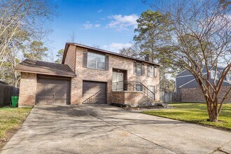 2019 Lake Creek Dr in Houston, TX - Building Photo - Building Photo