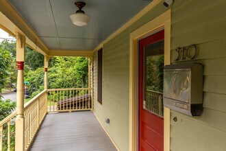 510 Oakwood Ave in Durham, NC - Building Photo - Building Photo