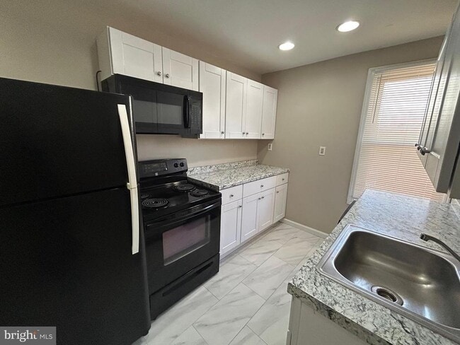 47 Hanover St in Pemberton, NJ - Building Photo - Building Photo