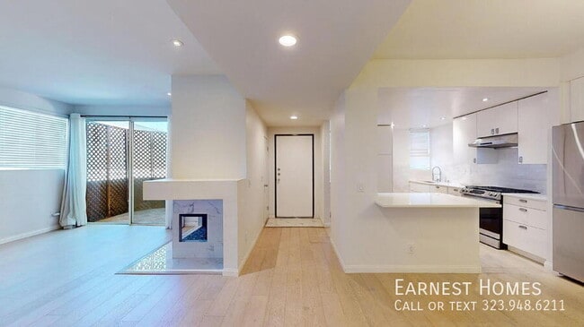 property at 4557 Haskell Ave