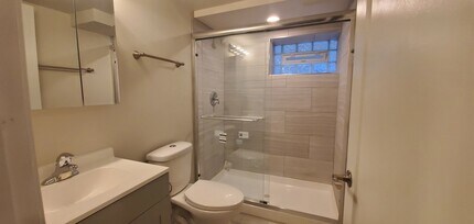 4138 W Barry Ave in Chicago, IL - Building Photo - Building Photo