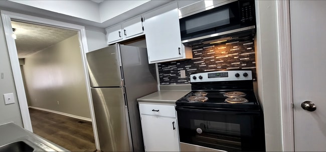 property at 3531 Spanish Villa Dr