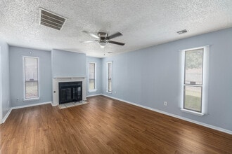 6023 SW Park Ave in Lawton, OK - Building Photo - Building Photo