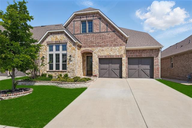 8135 Mary Curran Ct in Dallas, TX - Building Photo