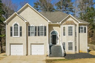10819 Mc Clellan Ct in Jonesboro, GA - Building Photo