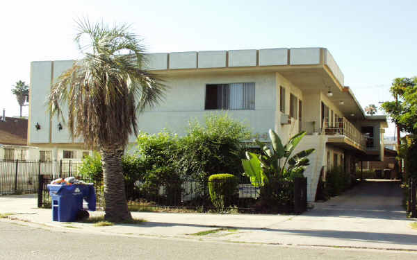 5441 Barton Ave in Los Angeles, CA - Building Photo - Building Photo