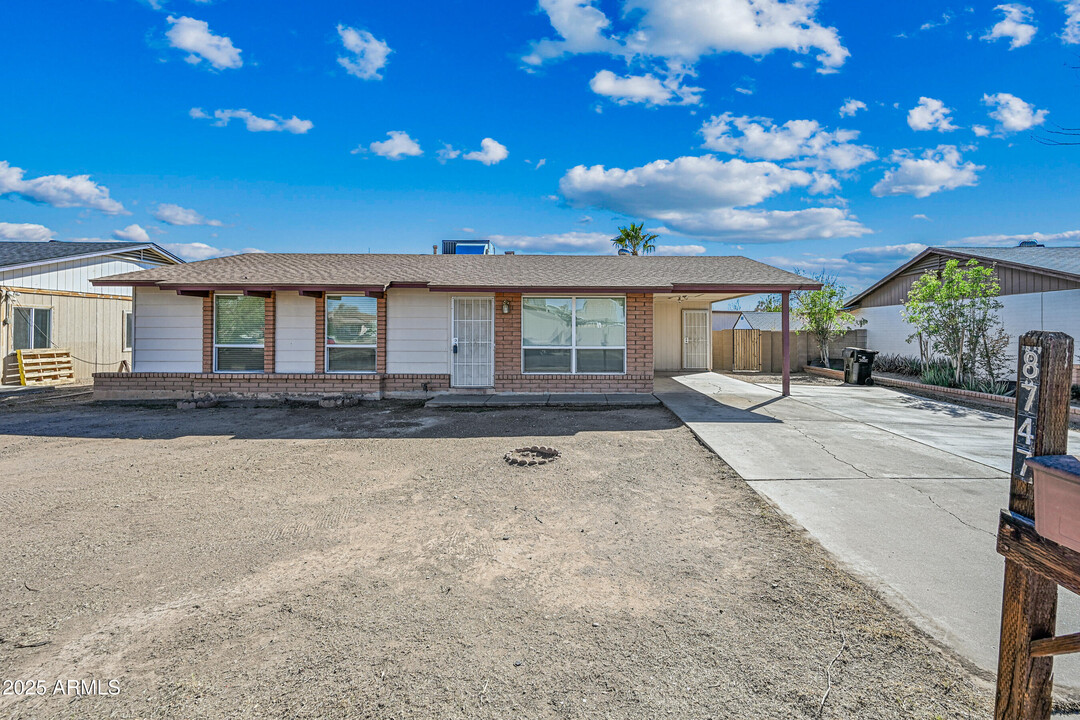 8747 W Mariposa St in Phoenix, AZ - Building Photo