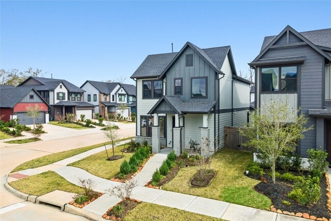 property at 1530 Noble Pk Dr