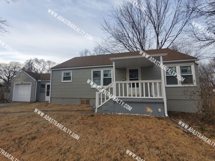 9366 E 64th Terrace in Raytown, MO - Building Photo