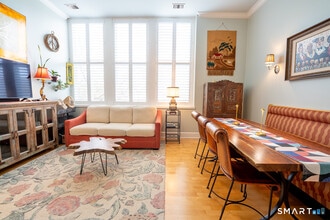 6 School St in Stonington, CT - Building Photo - Building Photo