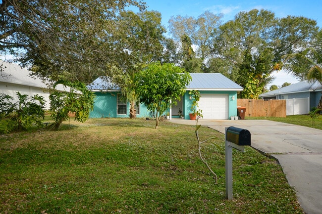 property at 2386 28th Ave SW