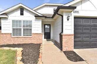 10712 N 152nd E Ave. in Owasso, OK - Building Photo - Building Photo