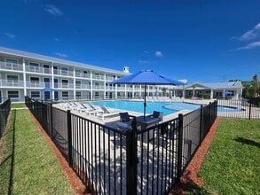 Parkview Village LLC in Kissimmee, FL - Foto de edificio - Building Photo