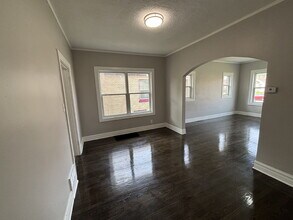 321 Roosevelt St in Gary, IN - Building Photo - Building Photo