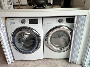 14 Nagle Ln in Central Islip, NY - Building Photo - Building Photo