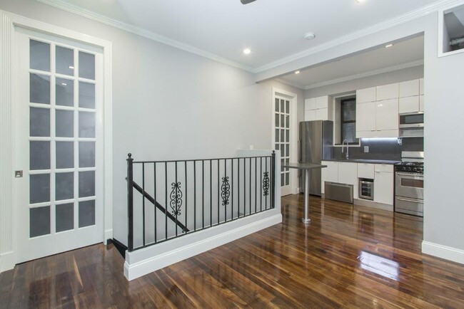 property at 434 W 52nd St