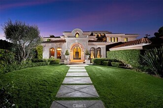 1 Rim Ridge in Newport Beach, CA - Foto de edificio - Building Photo