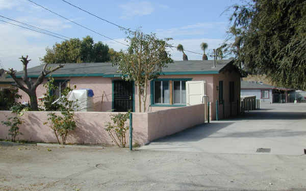 Fourplex & Sfr in Montclair, CA - Building Photo - Building Photo