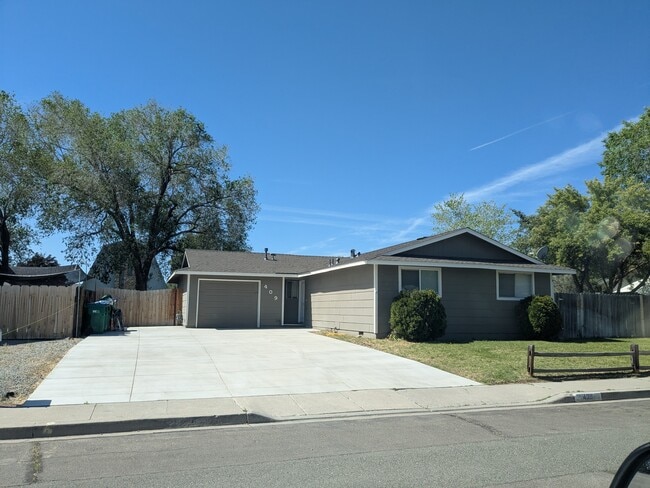 property at 409 Agate Dr