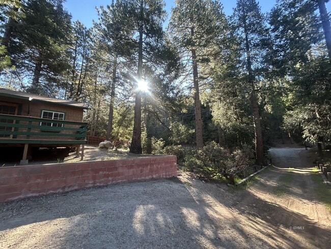 52630 Sylvan Way in Idyllwild, CA - Building Photo - Building Photo