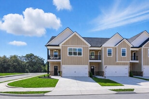 Poplar Creek in Oak Ridge, TN - Building Photo