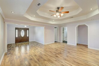 207 Smith St in Clute, TX - Building Photo - Building Photo