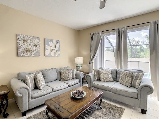 2356 Silver Palm Dr in Kissimmee, FL - Building Photo - Building Photo