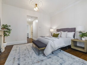 2A Wellington St, Unit 2 in Boston, MA - Building Photo - Building Photo