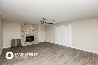 5713 NW 33rd St in Oklahoma City, OK - Foto de edificio - Building Photo