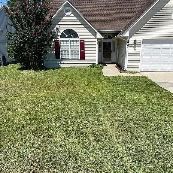property at 2024 Ivey Commons Rd