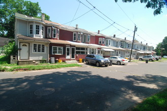 101 S Overbrook Ave in Trenton, NJ - Building Photo - Building Photo