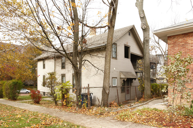 502 N State St in Ann Arbor, MI - Foto de edificio - Building Photo