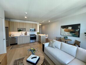 1450 N Kingsbury St in Chicago, IL - Building Photo - Building Photo