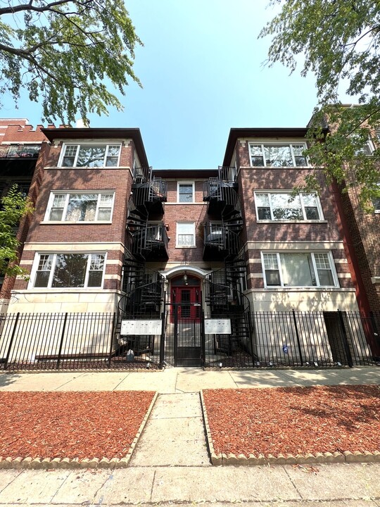 5121 N Kenmore Ave-Unit -301 in Chicago, IL - Building Photo