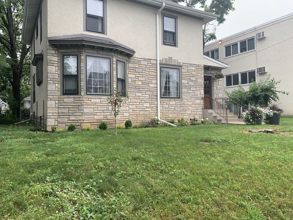2633 Garfield Ave in Minneapolis, MN - Building Photo