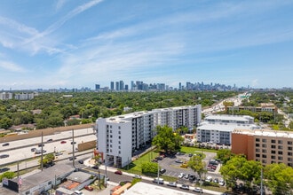 Edison Place in Miami, FL - Building Photo - Building Photo