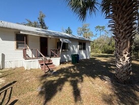 1606 SW 2nd Dr in Chiefland, FL - Building Photo