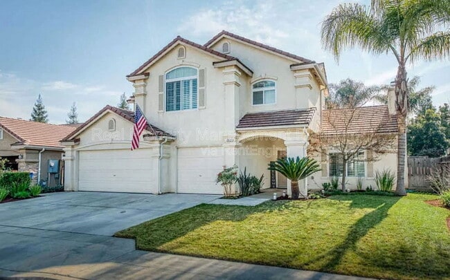 2927 E Solar Ave in Fresno, CA - Building Photo - Building Photo