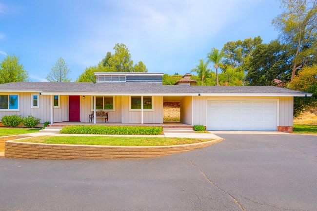 3972 Vista San Miguel in Bonita, CA - Building Photo - Building Photo
