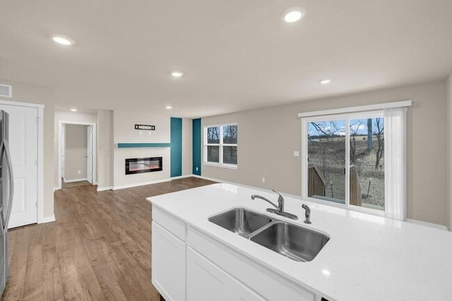 124 Dakota Cir, Unit 013-104 in Waukee, IA - Building Photo - Building Photo
