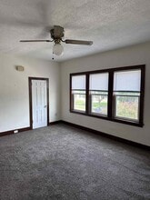 322 S 9th St, Unit 322 South 9th St. Upper in Escanaba, MI - Building Photo - Building Photo