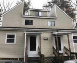 7 Langdon St, Unit 7 Langdon in Plymouth, NH - Foto de edificio - Building Photo