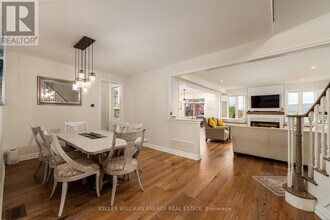 36 Angela Cres in Niagara-On-The-Lake, ON - Building Photo - Building Photo